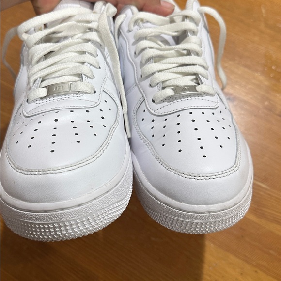 Nike Air Force 1 White Leather Shoes Unisex size 9.5 - Picture 9 of 11